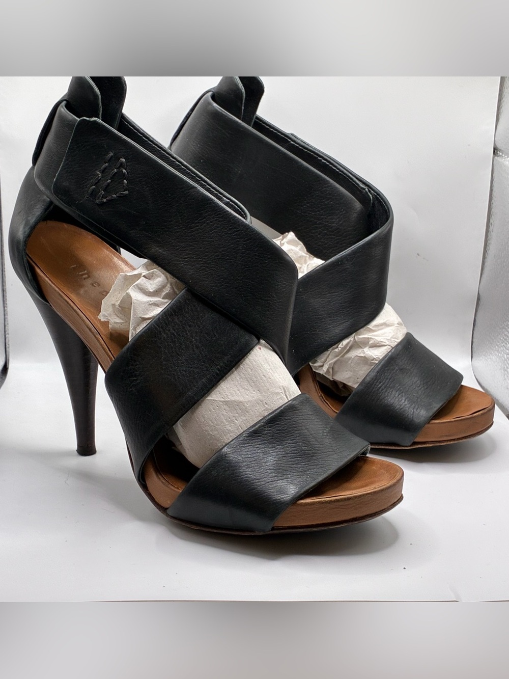 Theory Black Leather Strappy  Criss Cross High Heel Sandals Women’s 38 US 8